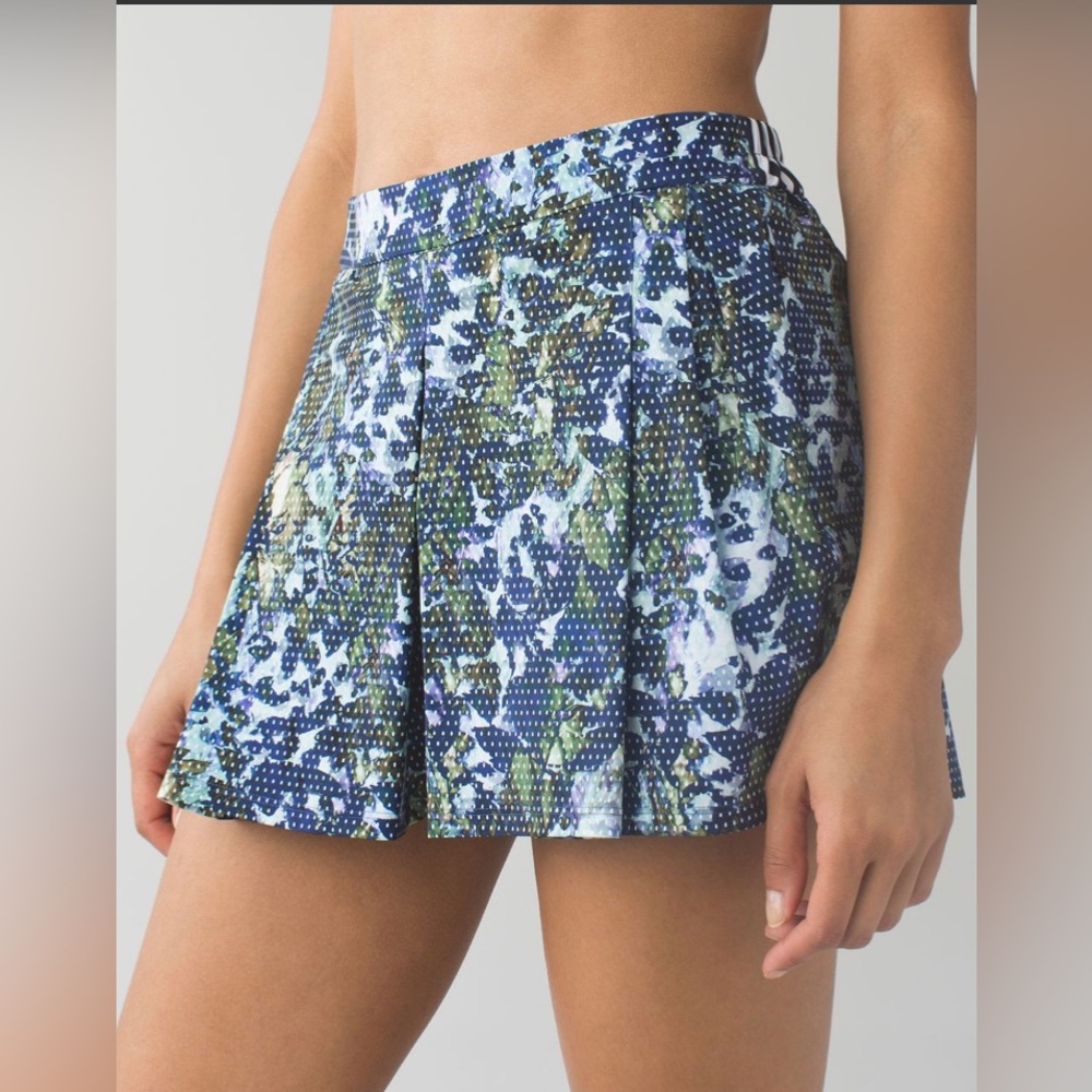 Lululemon City Skort
Floral Sport White Multi